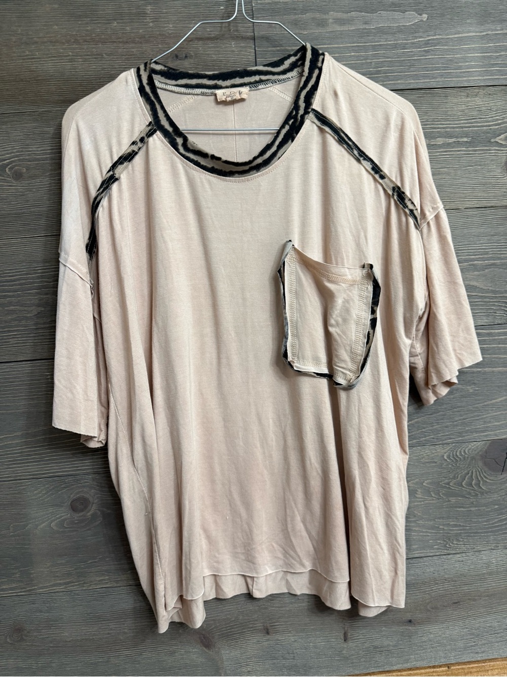 POL Blush Pink Oversized Top Leopard Animal Print Trim Pocket